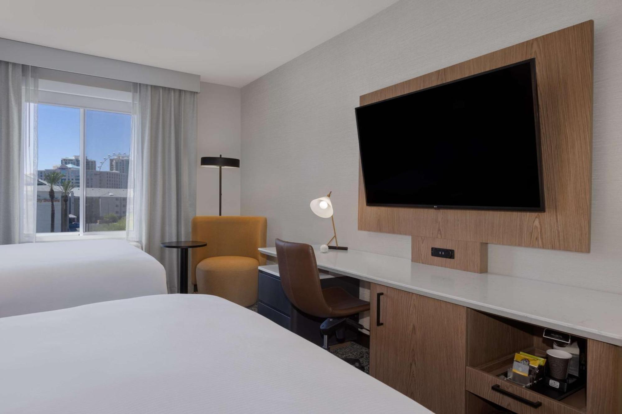 Doubletree By Hilton Las Vegas East Flamingo Exterior foto