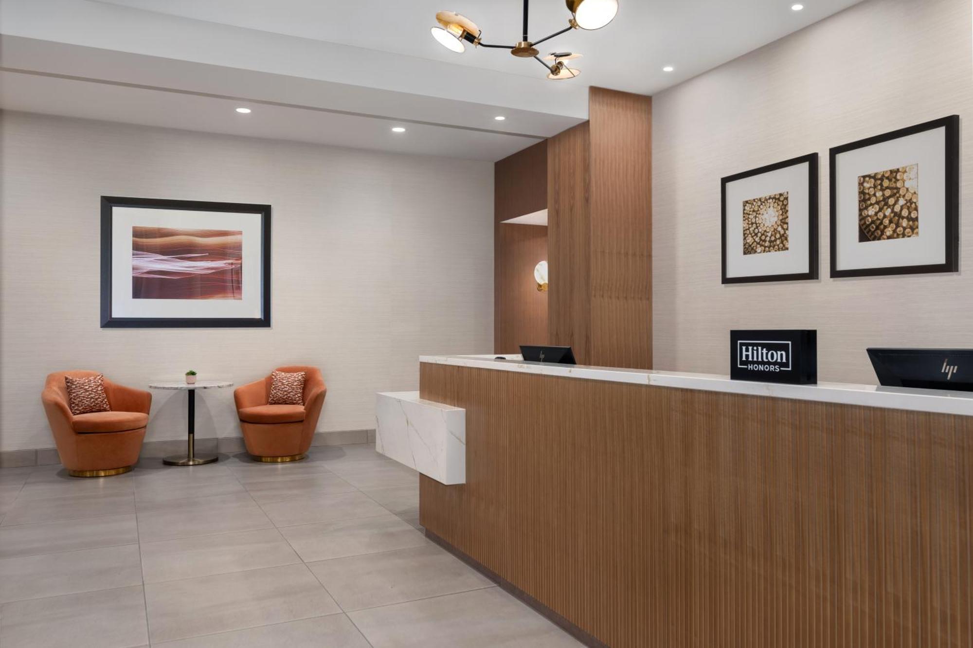 Doubletree By Hilton Las Vegas East Flamingo Exterior foto