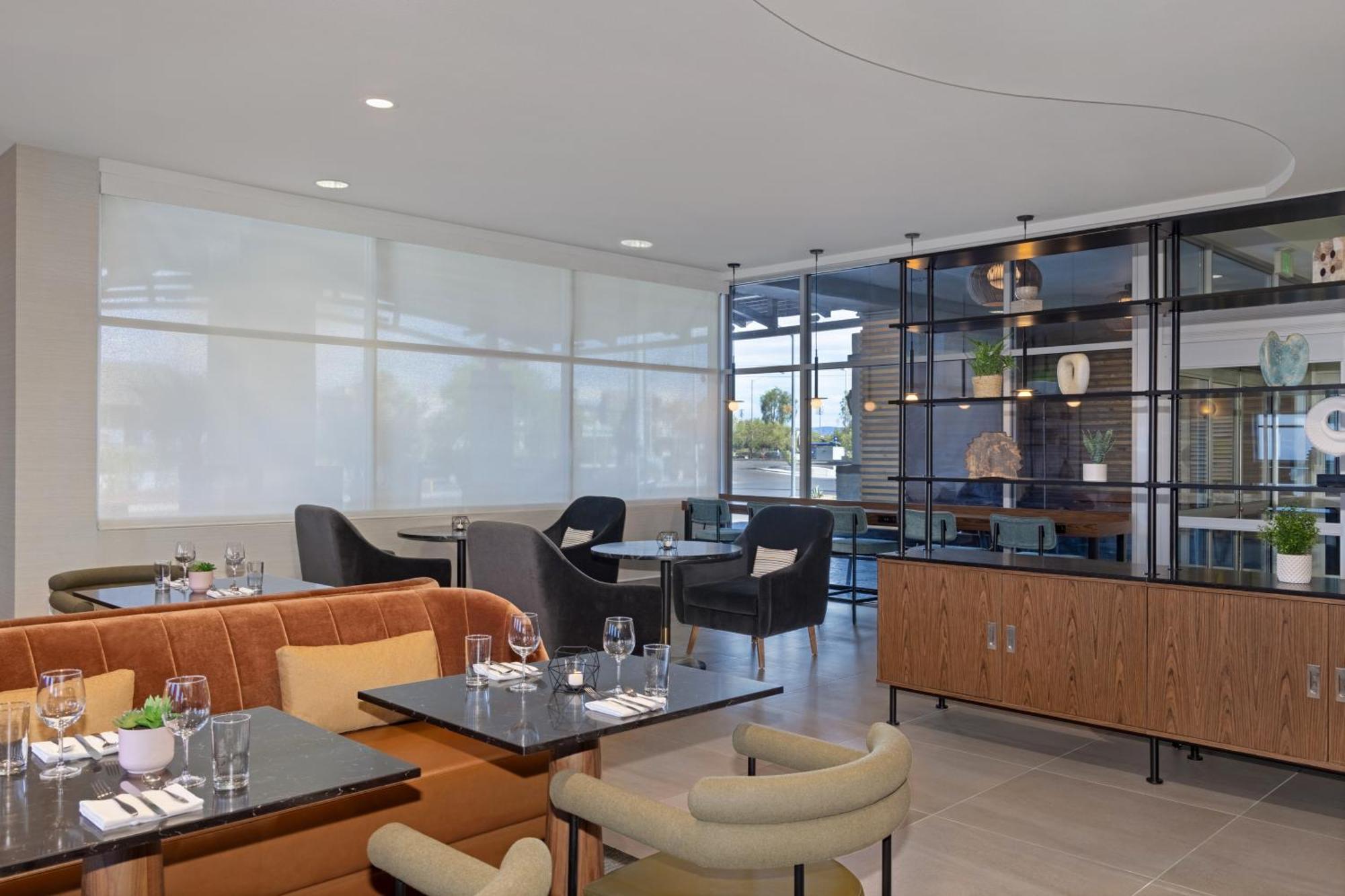 Doubletree By Hilton Las Vegas East Flamingo Exterior foto