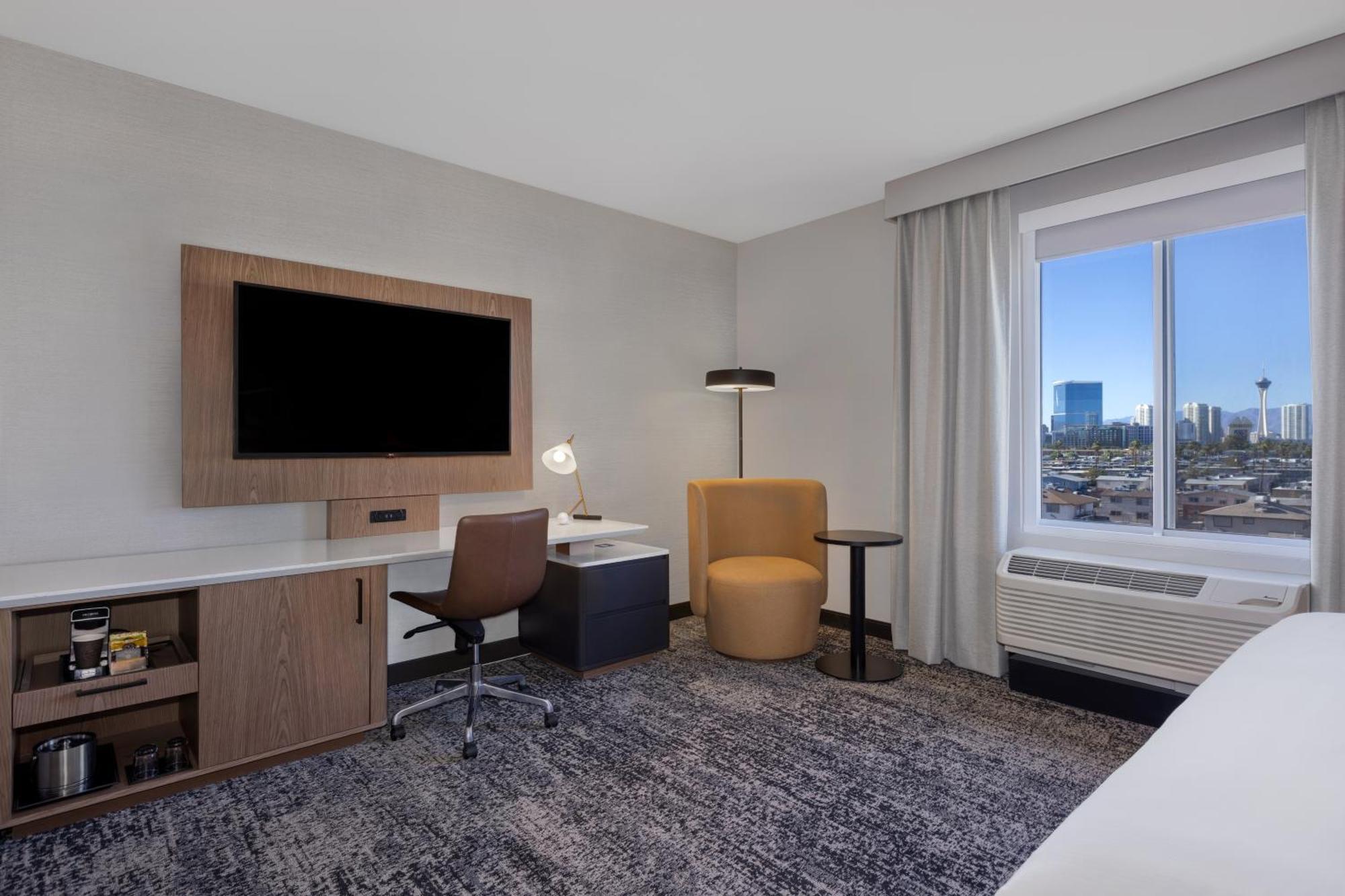Doubletree By Hilton Las Vegas East Flamingo Exterior foto