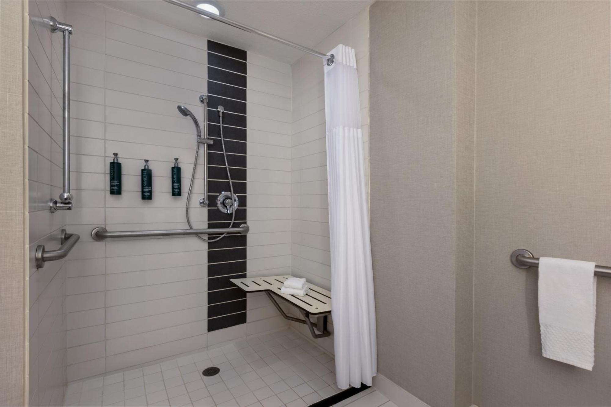 Doubletree By Hilton Las Vegas East Flamingo Exterior foto